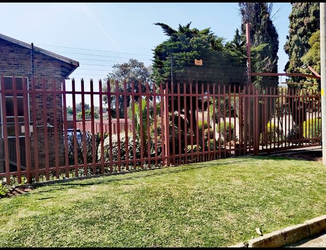 2 BEDROOM FLAT FOR SALE IN EDLEEN